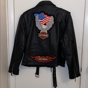 ‼️ Black leather motorcycle jacket w/ patches sz 46
